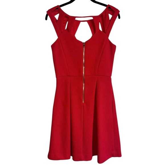 Betsey Johnson ~ Women’s Red Cutout Fit & Flare Midi Dress ~ Size 6 - Picture 3 of 10